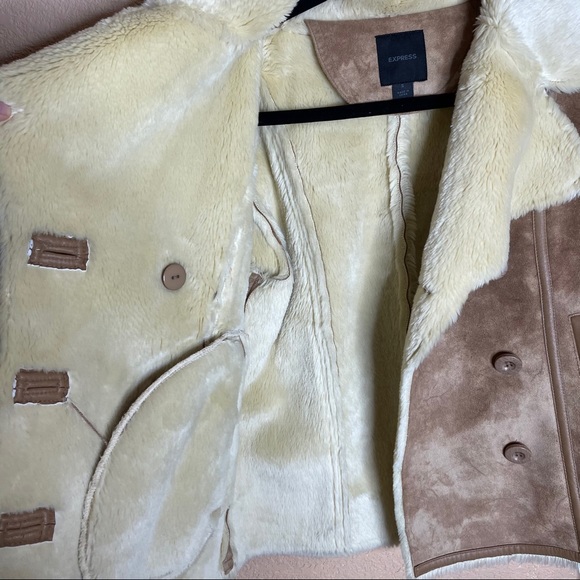 Women’s Express Suede Jacket size Small - Picture 6 of 6